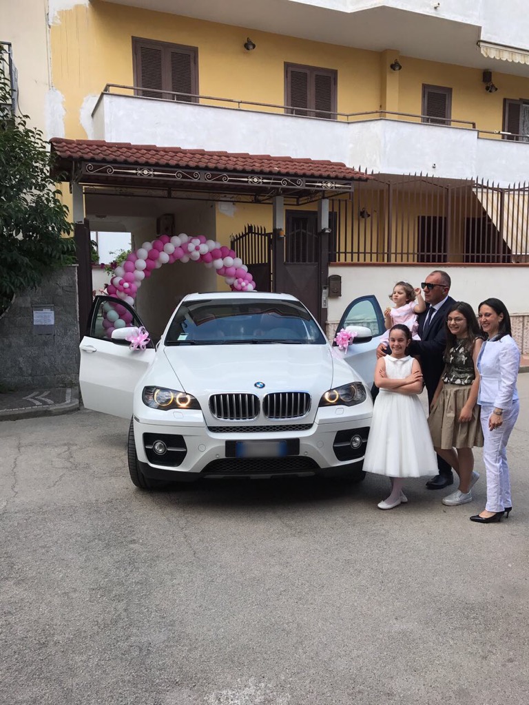 auto-sposi-Napoli_comunione-con-BMW_auto-matrimoni-Napoli