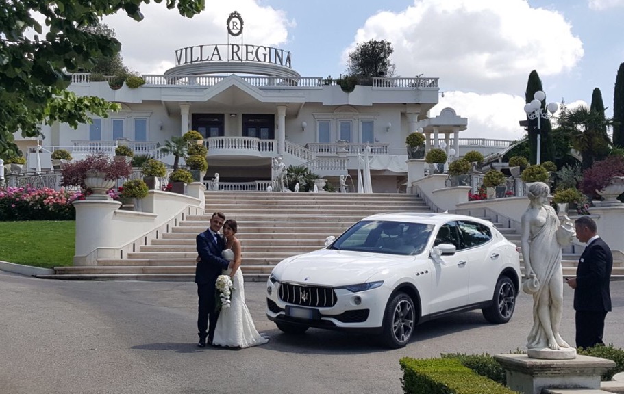 auto-sposi-Napoli_Levante-in-Villa_auto-matrimonio-Napoli