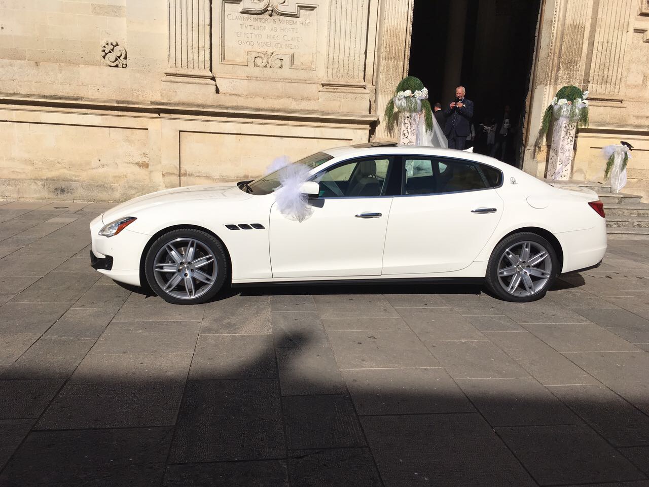 auto-sposi-Napoli_Maserati_auto-matrimoni-Napoli