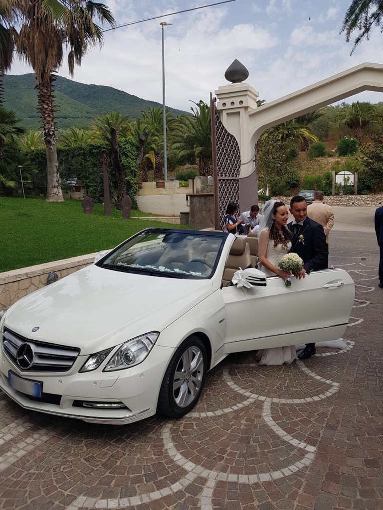 auto-sposi-Napoli_Mercedes_auto-sposi-Napoli-prezzi