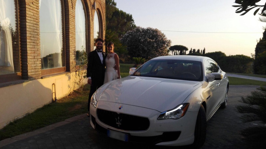 auto sposi Napoli | Maserati bianca | auto da cerimonia