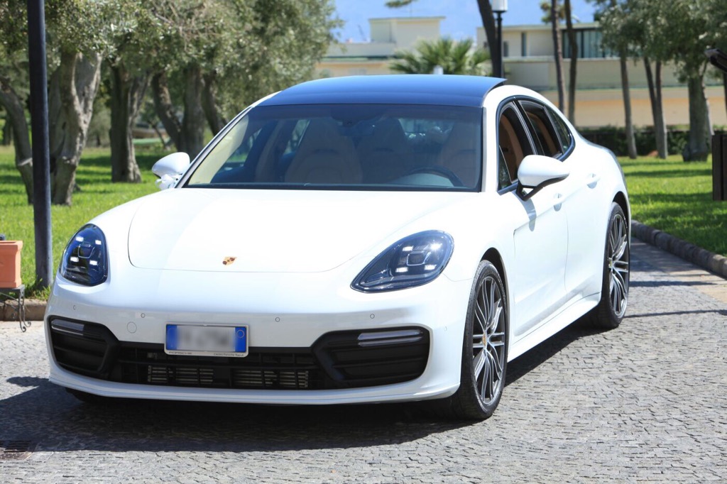 auto sposi Napoli | New Porsche | auto per cerimonie Napoli