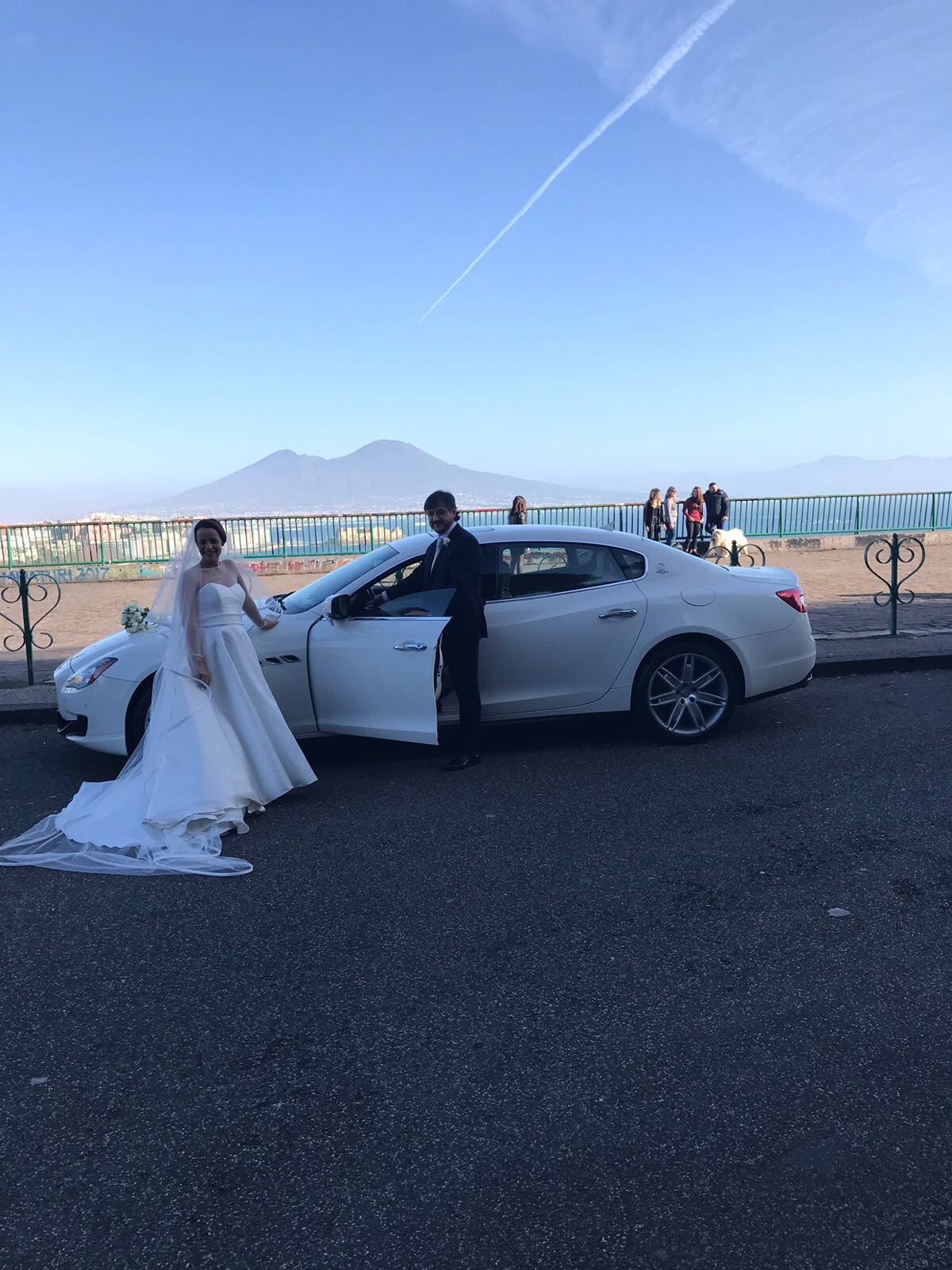 Auto sposi Napoli | Maserati Quattroporte | auto per cerimonie Campania
