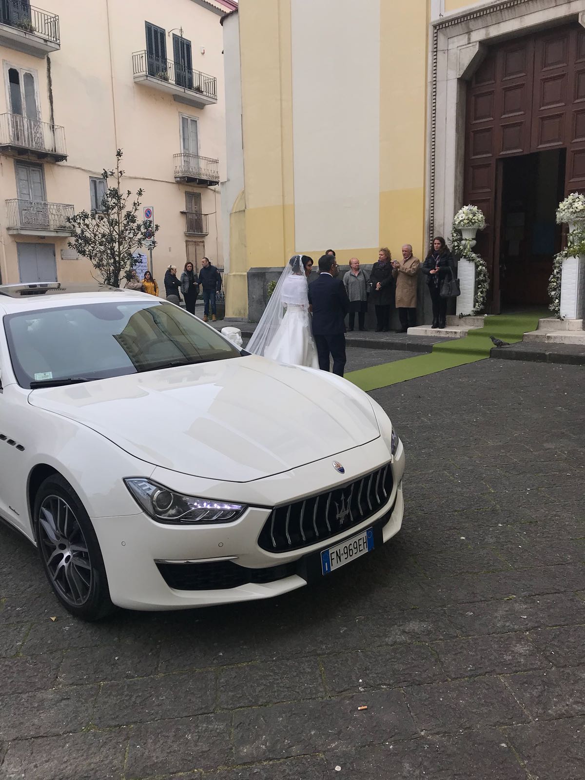 La nuova Maserati Ghibli Bianca. Auto di grande lusso e di grande eleganza 