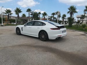 La Nuova Panamera 2018 è un auto di grande lusso. Sportività ed eleganza sono gli aggettivi che compongono questa meraviglia