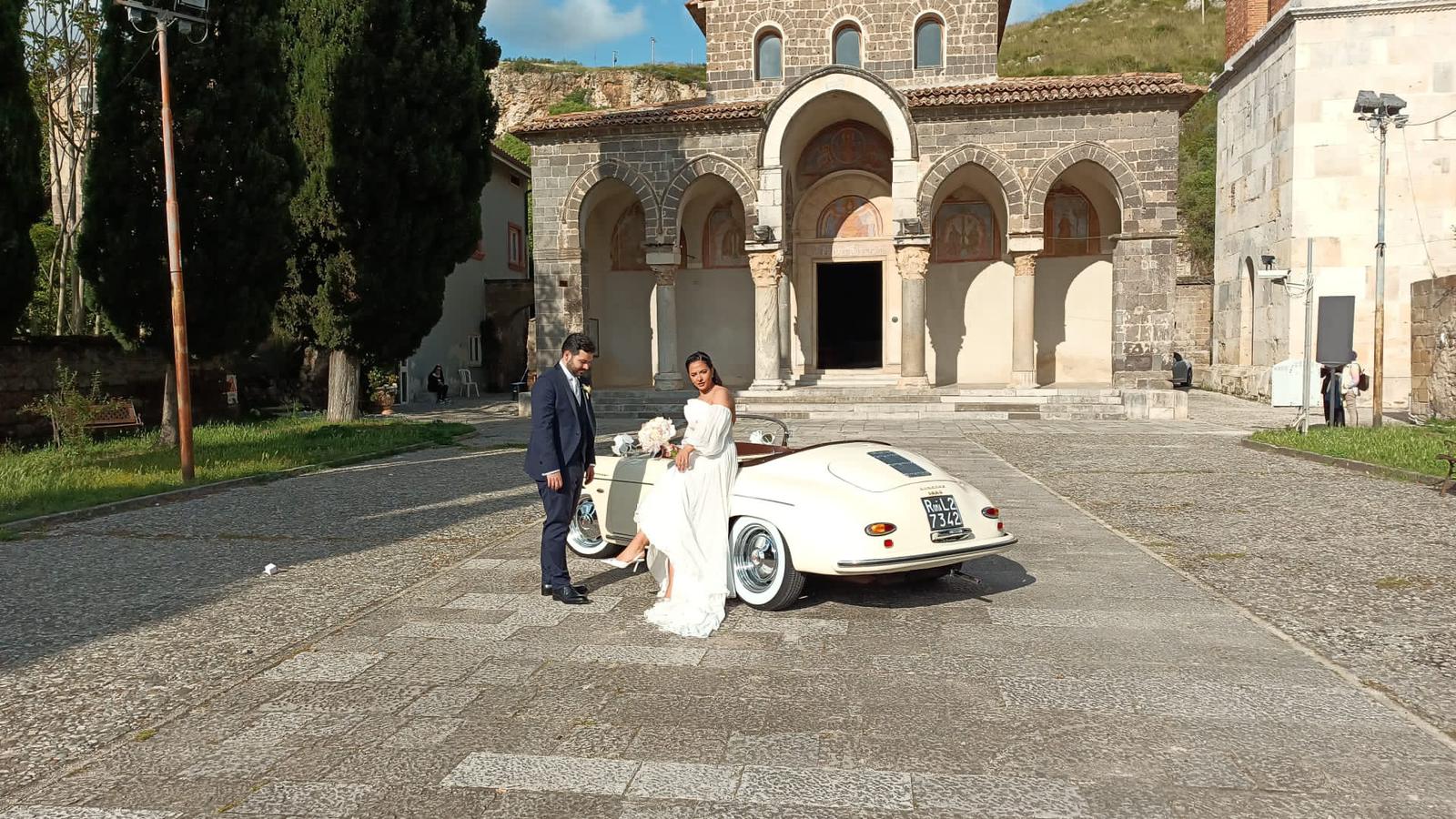 Porsche-d’epoca-per-matrimoni